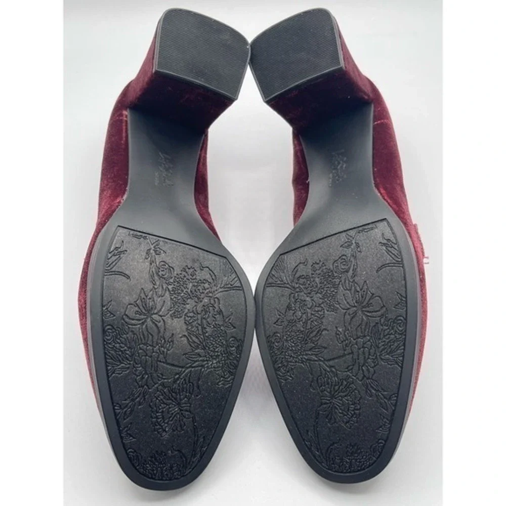 Pinot Noir‎ Velvet Farrah Loafer Women's Size 9W